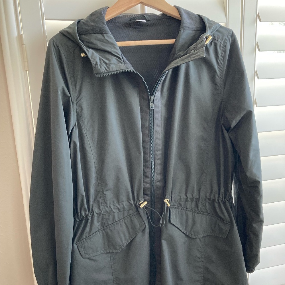 Old Navy Activewear Size M Windbreaker